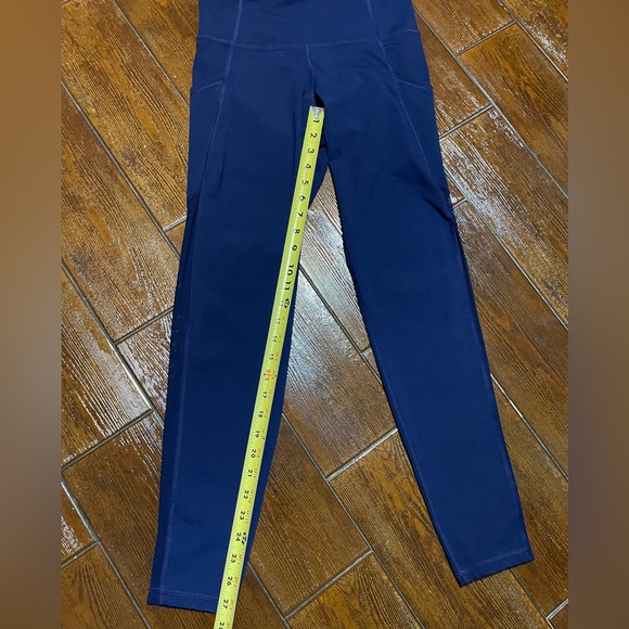 Old Navy Navy Blue Leggings SIZE MEDIUM - Picture 6 of 8